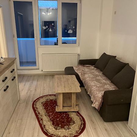 Roşu Apartament Militari Residence מראה חיצוני תמונה